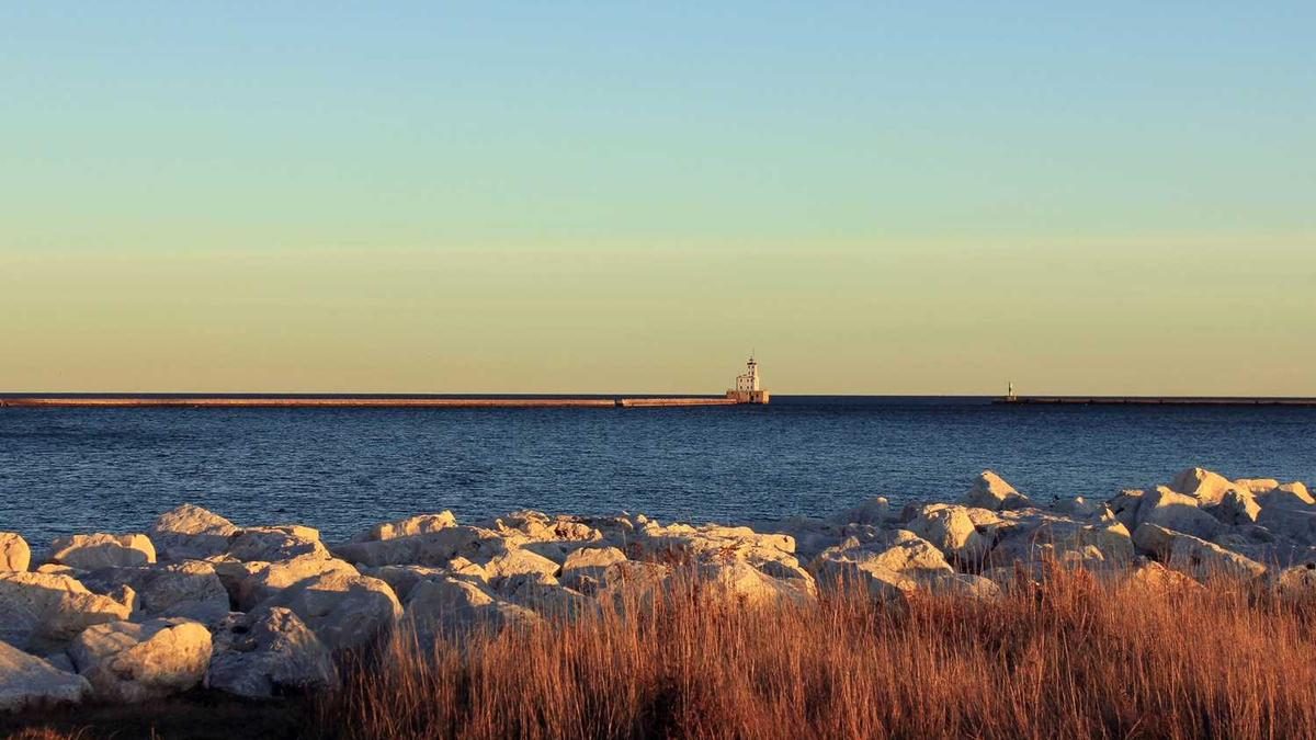 Entspannung und Abenteuer beim Yoga in der Natur